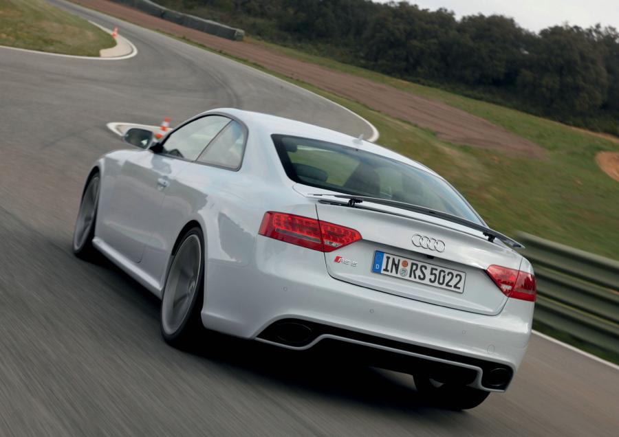  Audi RS5 Coupe 2010 года  (WW) (фото 58 из 66)